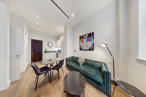 Flat Chancery Lane in City of London