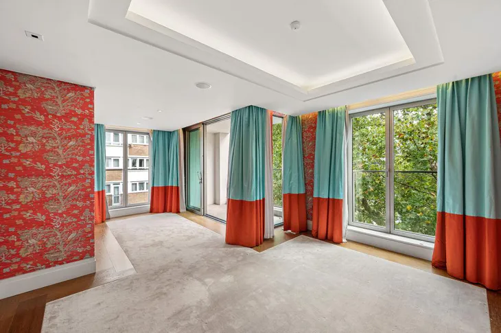 Flat Ebury Square in City of Westminster