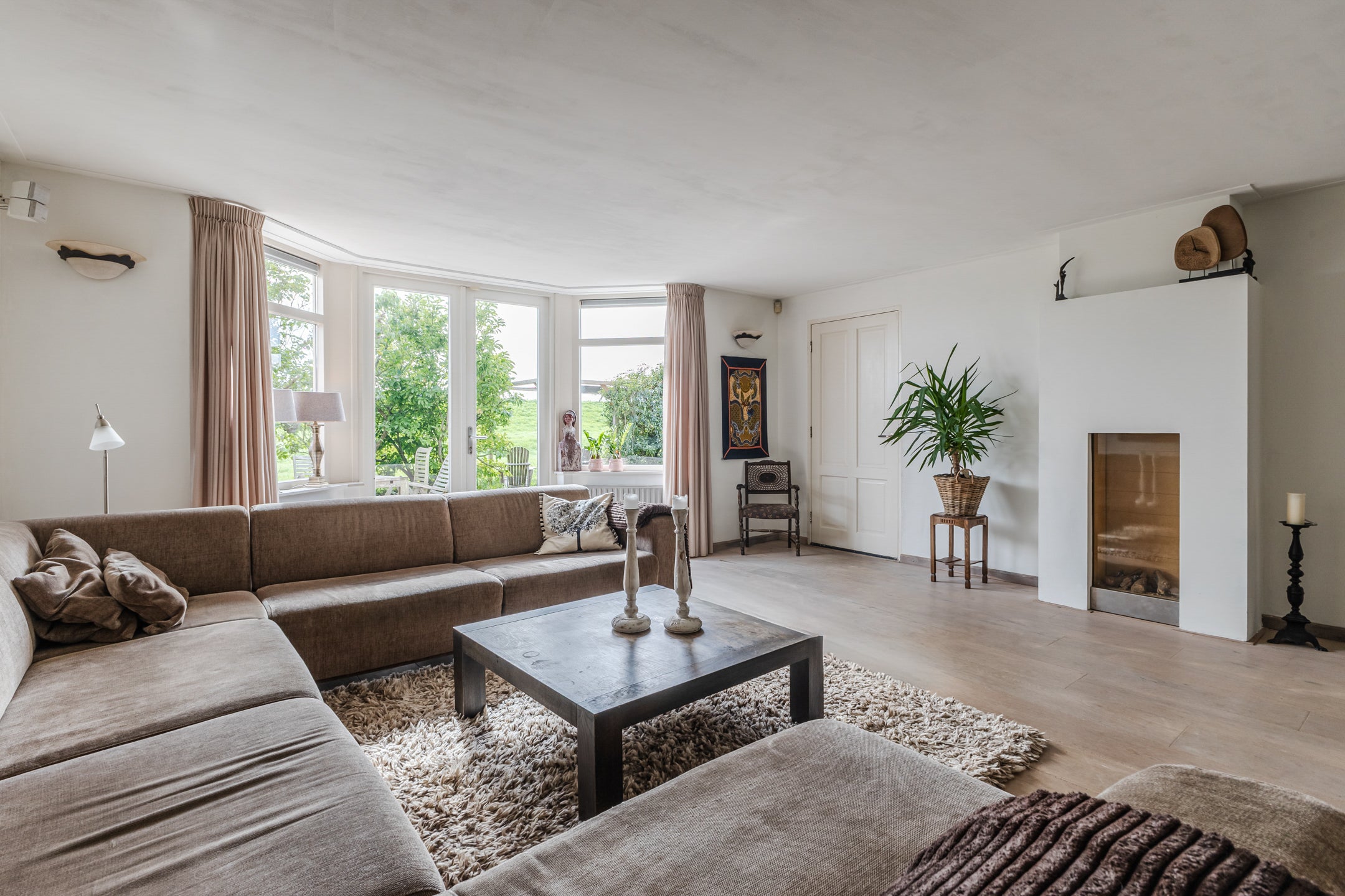 Tussenwoning te koop: Cornelis Visserstraat 15, Spaarndam