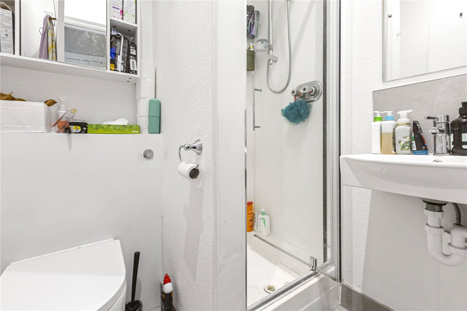 Flat Finchley Road in Greater London