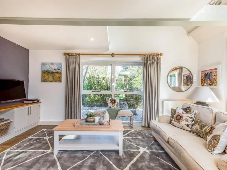 House Five Acres in Chichester