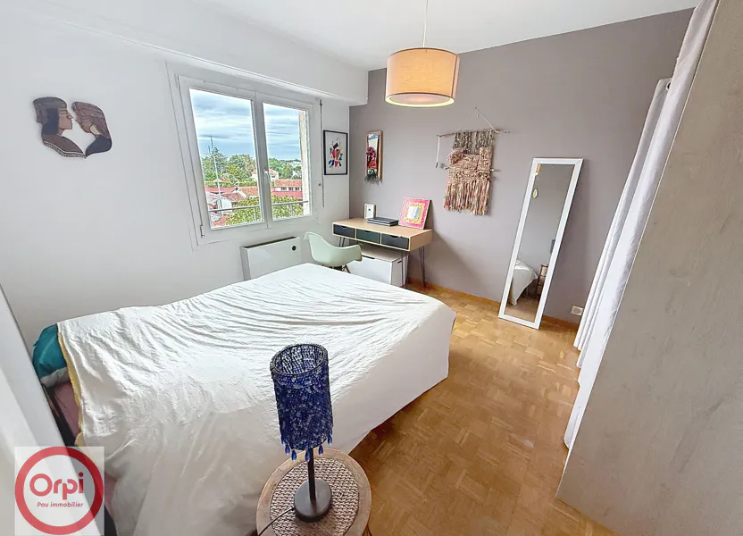 Flat Avenue Jean Mermoz in Pau