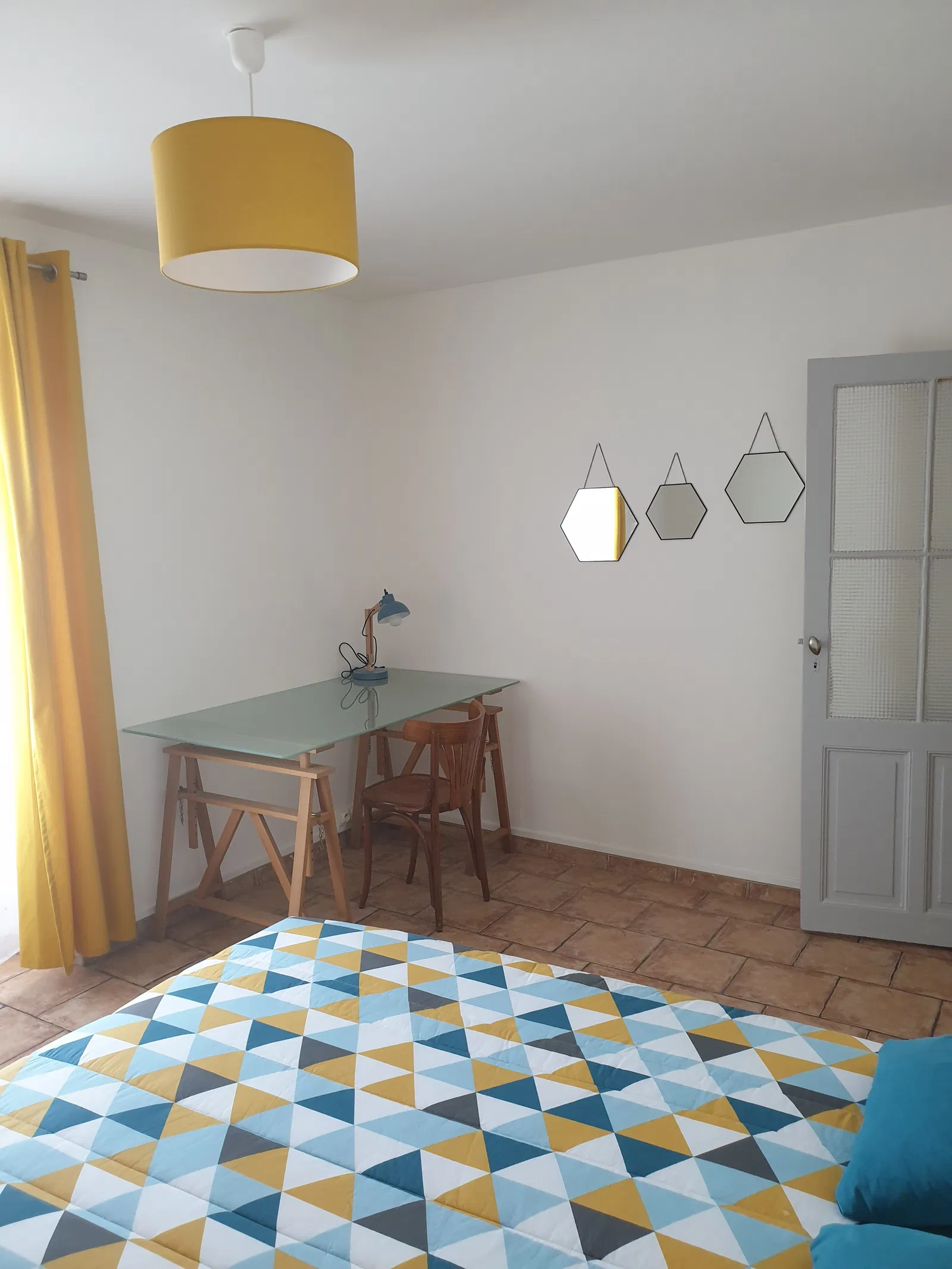 Room Rue Flamande in Nîmes