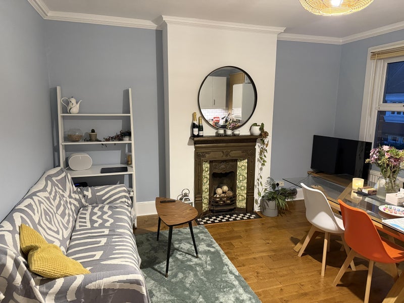 Room Lessing Street in Greater London