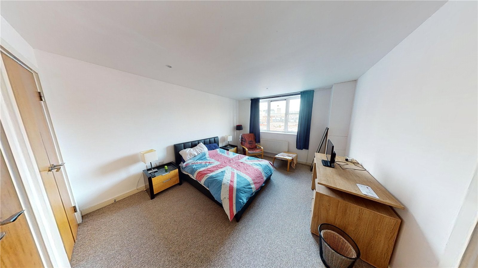 Flat Redcliff Street in Bristol