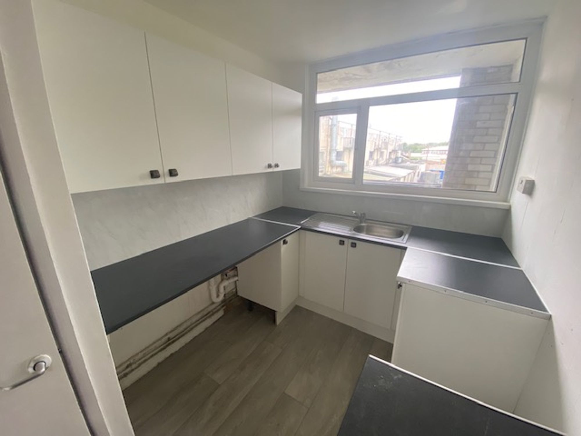 Flat Michaelston Road in Cardiff