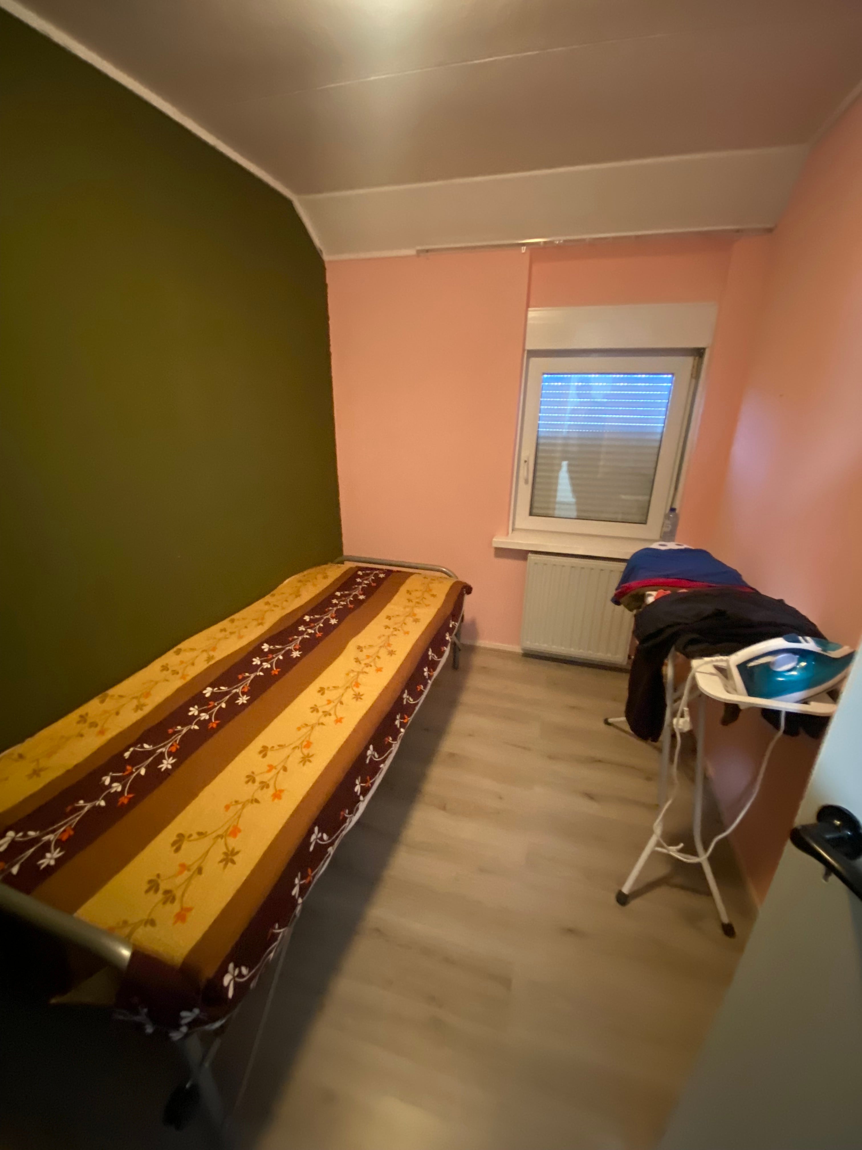 Woning te huur: Roelof van Schevenstraat, Enschede