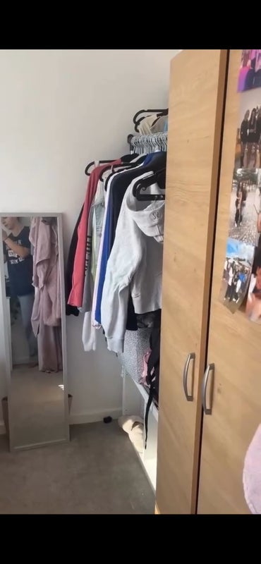 Room Eynsham Drive in Greater London