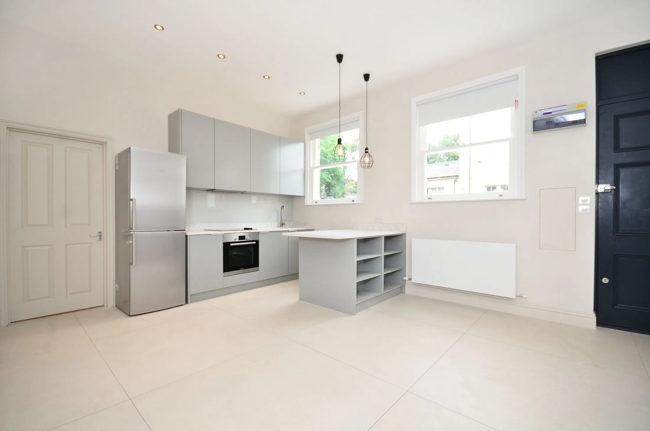 Flat Brixton Road in Greater London