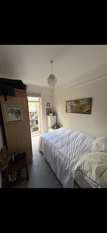 Room Castellain Road in City of Westminster