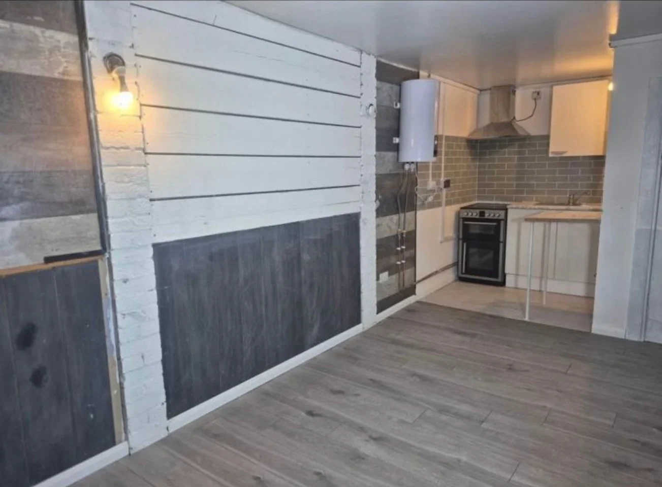 Flat Carol Close in Luton