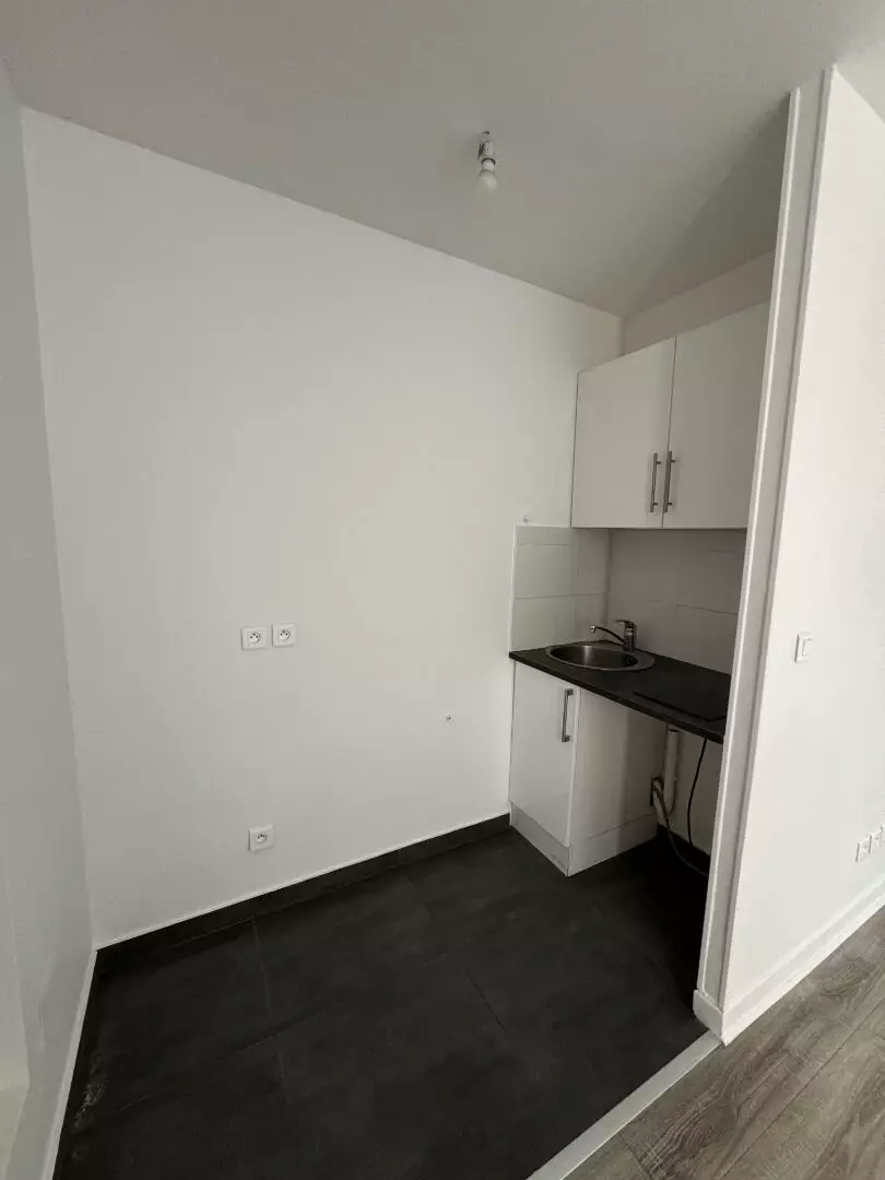 Flat Rue Antoine Fratacci in Vanves