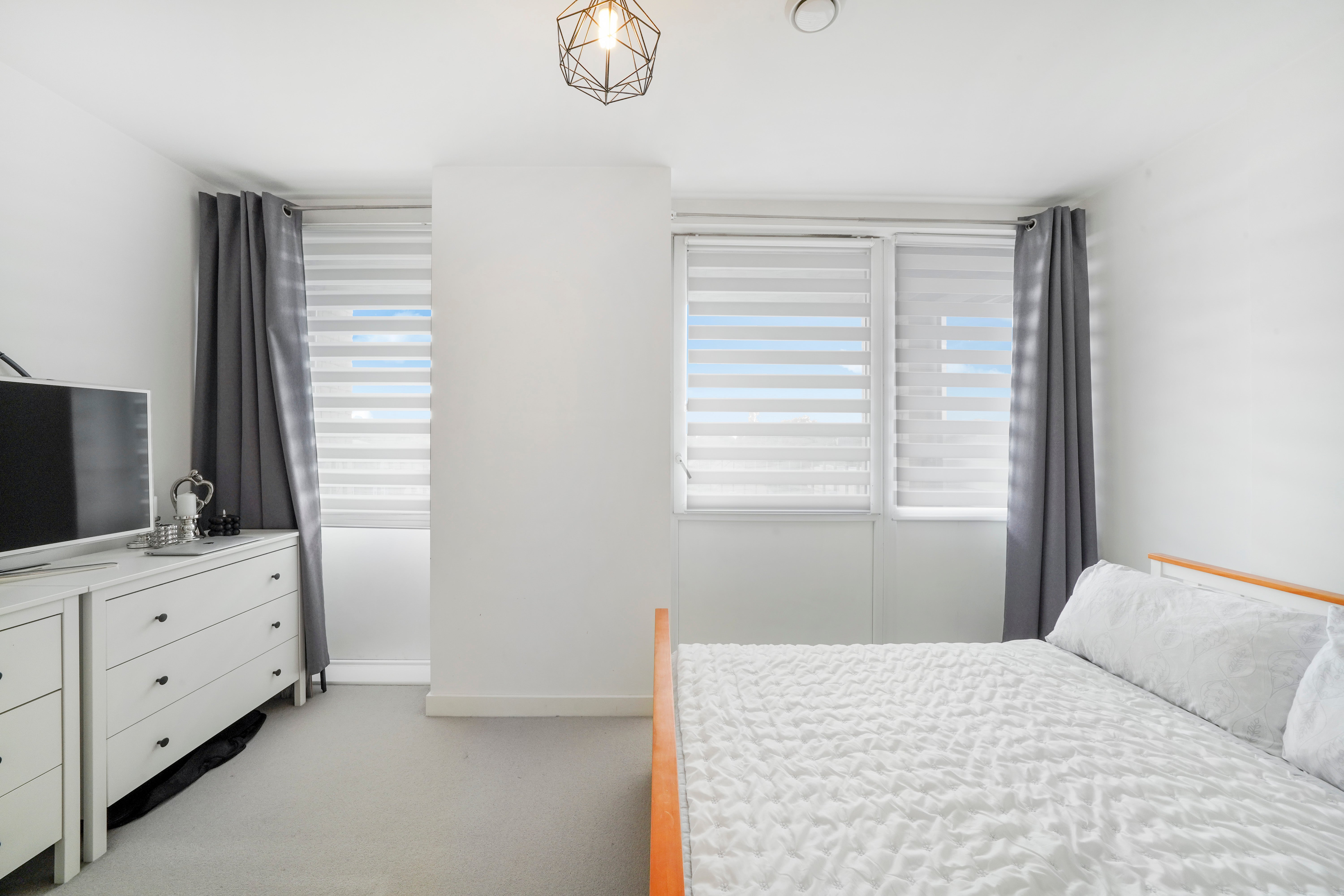 Flat Uxbridge Road in Greater London