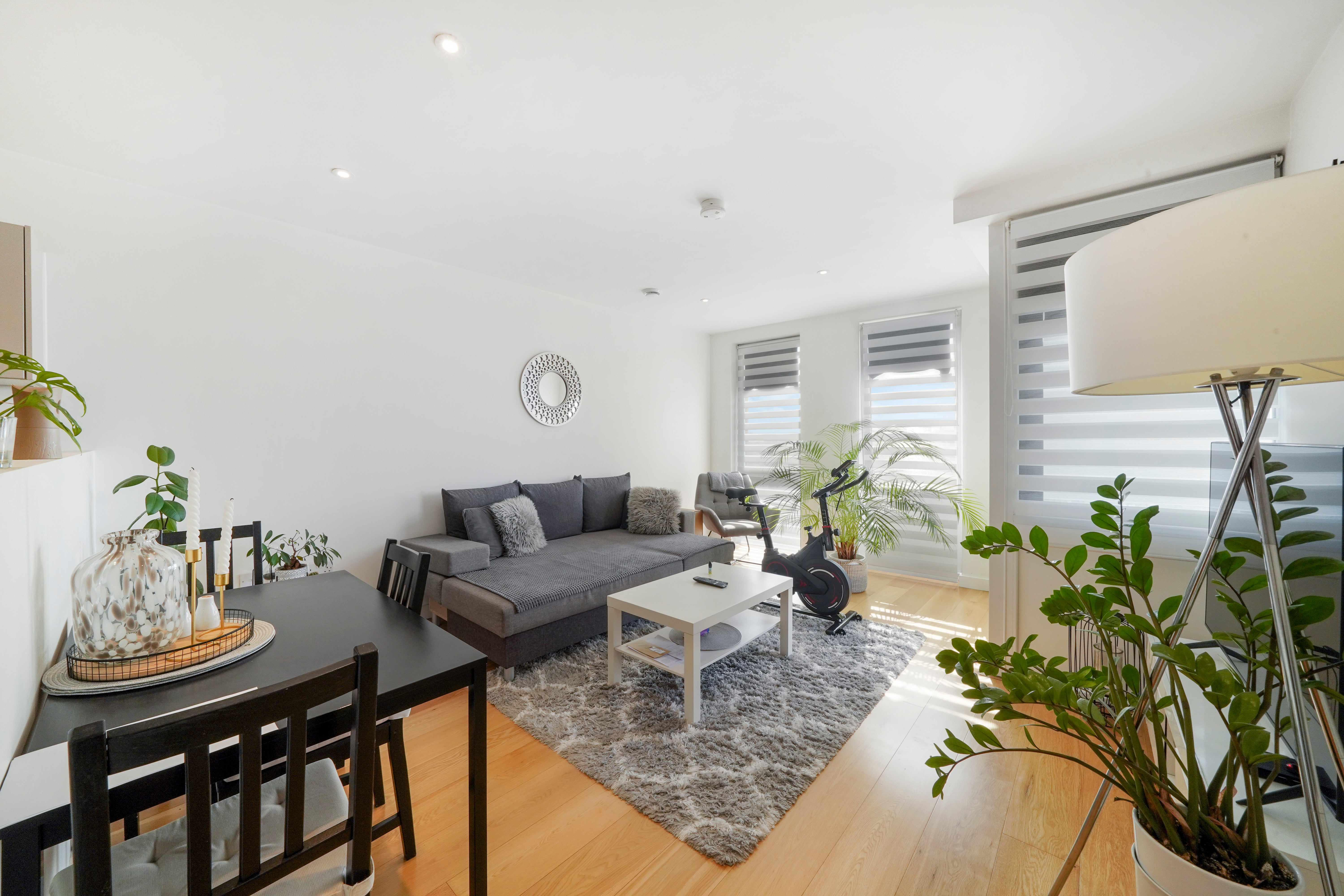 Flat Uxbridge Road in Greater London