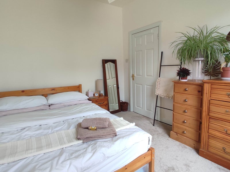 Room Glover Road in Sheffield