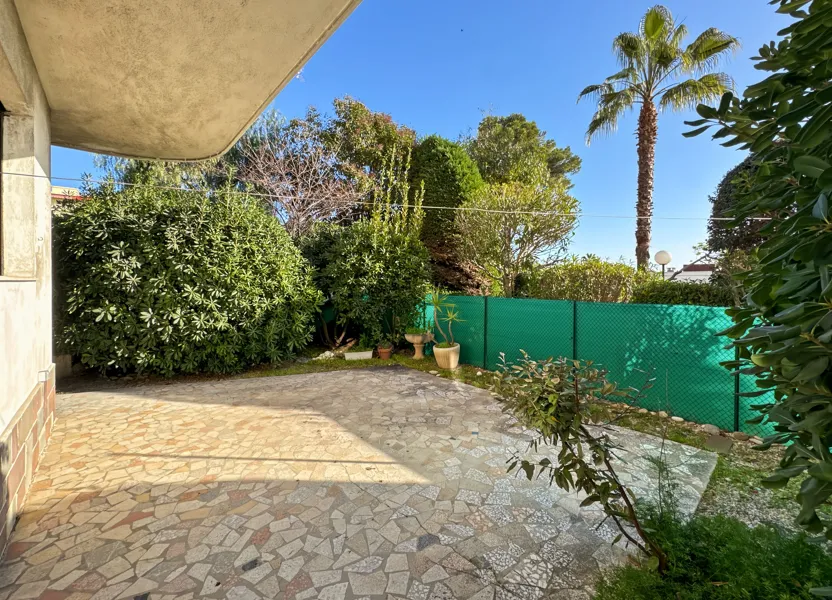 Appartement Route de Nice à Antibes