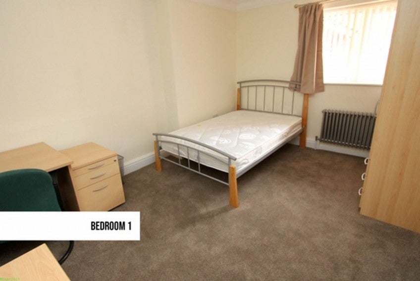Room Earlsdon Street in Coventry