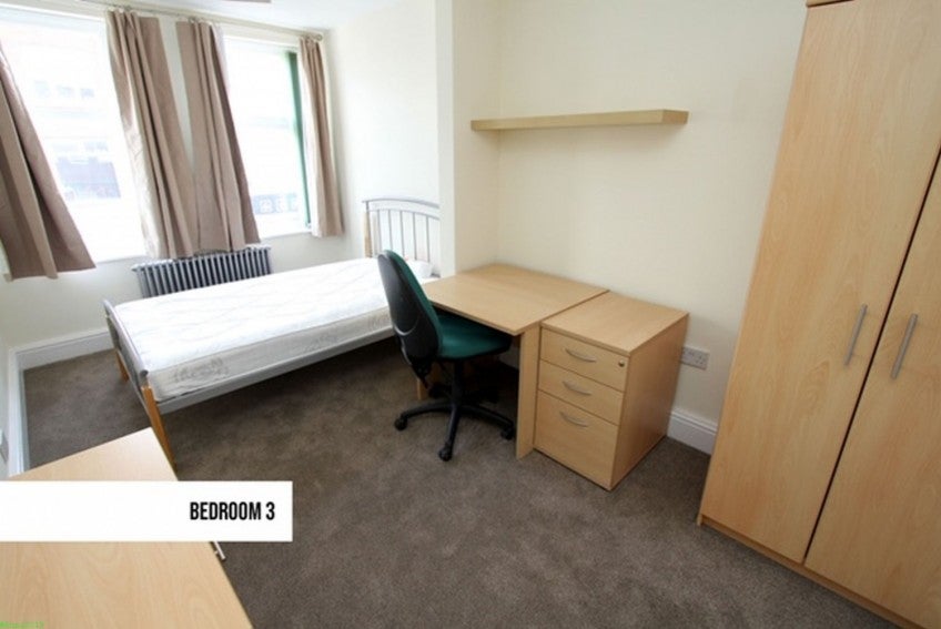 Room Earlsdon Street in Coventry