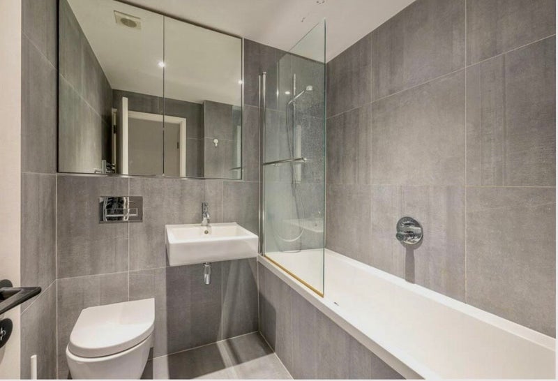Room Topham Street in Greater London