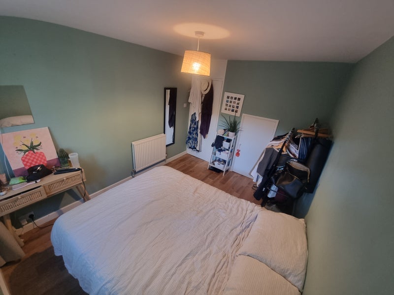 Room Piper Close in Greater London