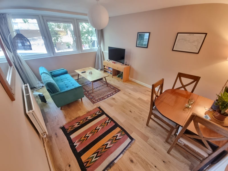 Room Piper Close in Greater London