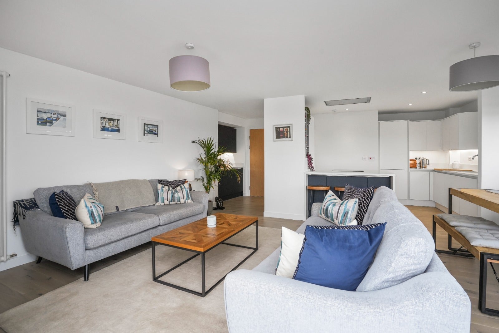 Flat East Pilton Farm Crescent in City of Edinburgh