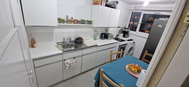 Room Earlsferry Way in Greater London