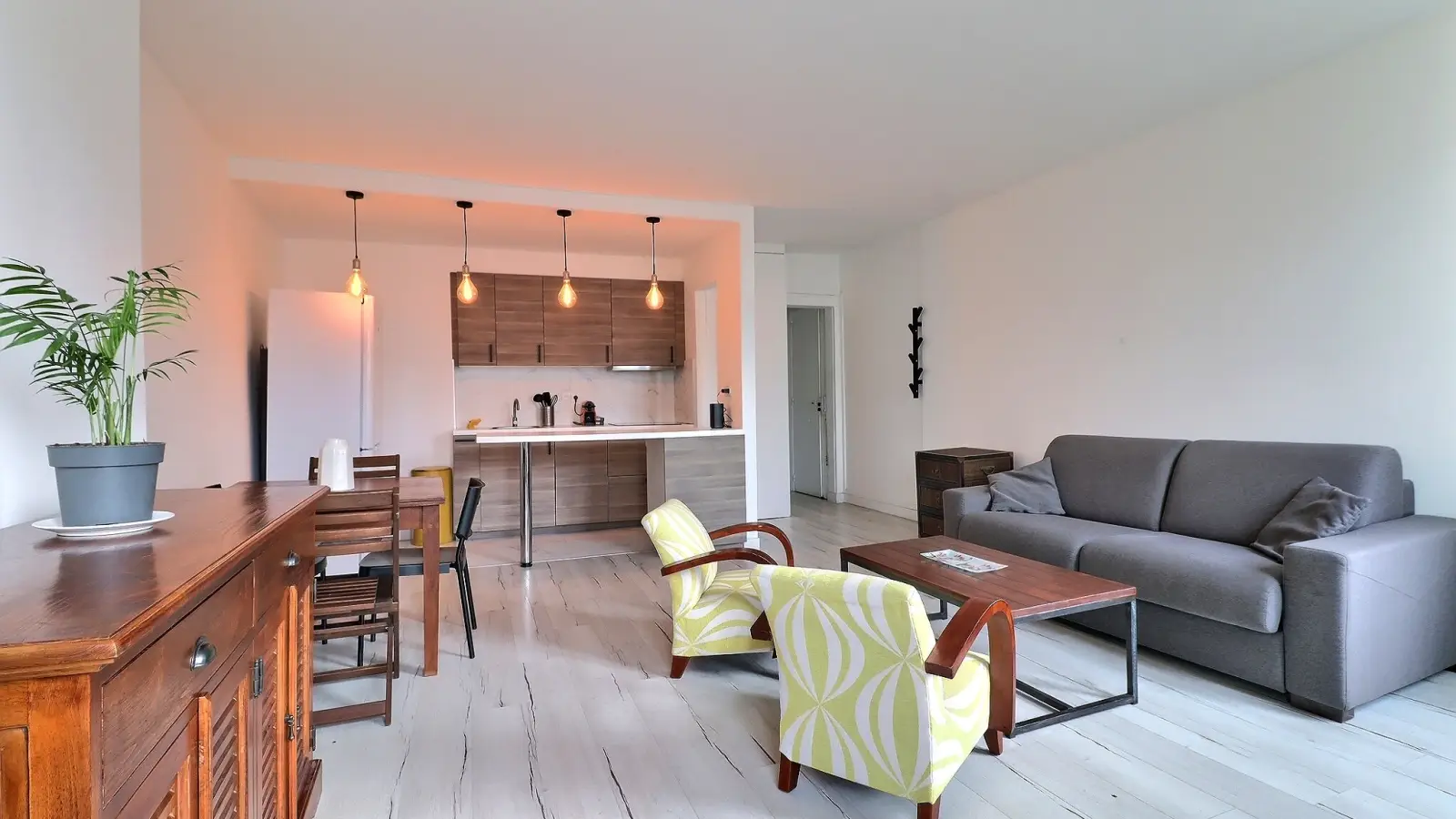 Flat Boulevard de Grenelle in Paris