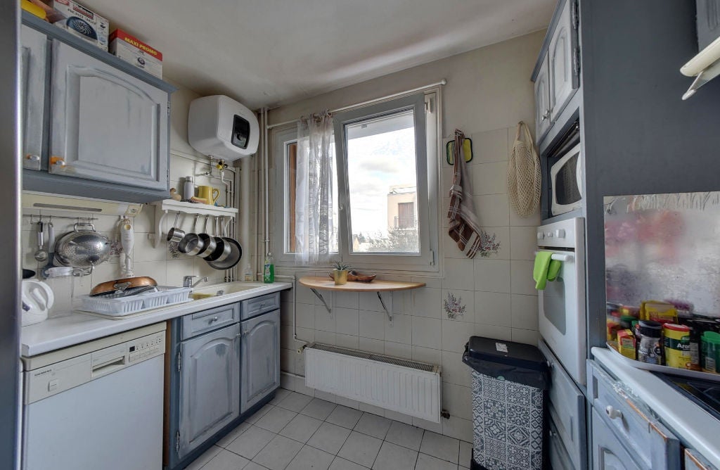 Flat Rue des Ramenas in Montreuil