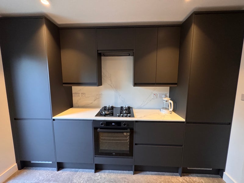 Room Blackhorse Road in Greater London
