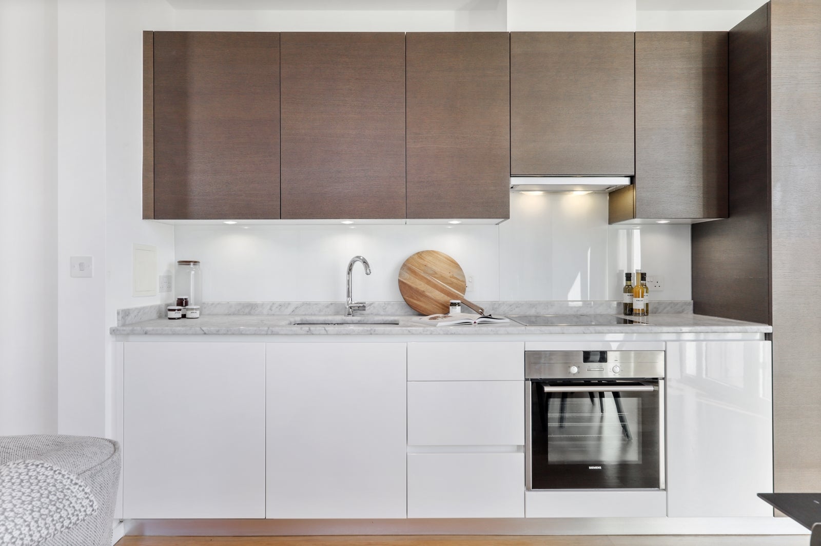 Flat Celebration Avenue in Greater London
