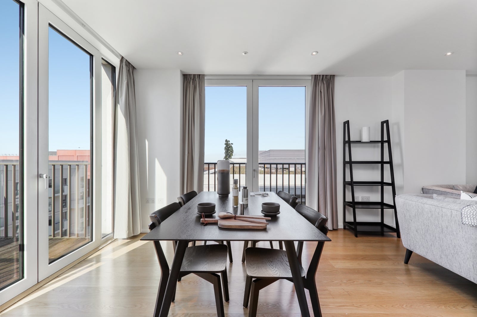 Flat Celebration Avenue in Greater London