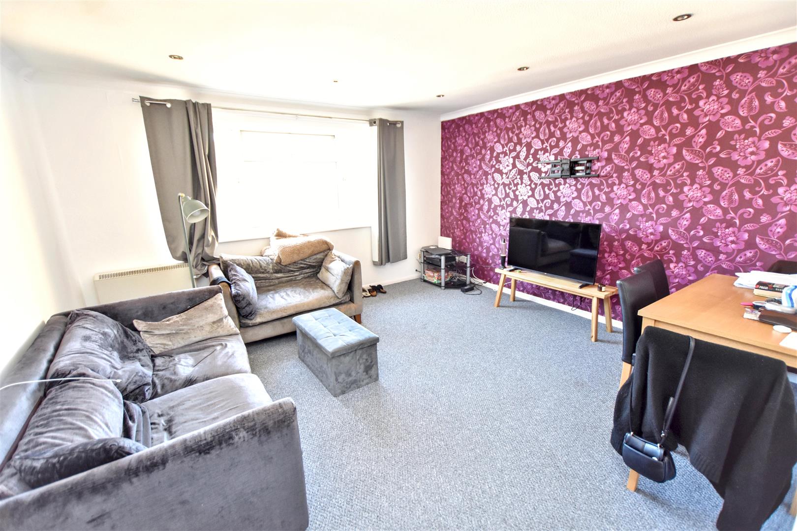 Flat Carew Road in Eastbourne