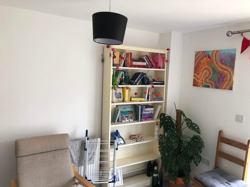 Room Willowherb Road in Bristol