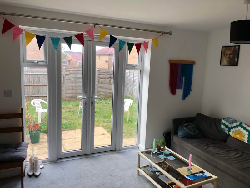 Room Willowherb Road in Bristol