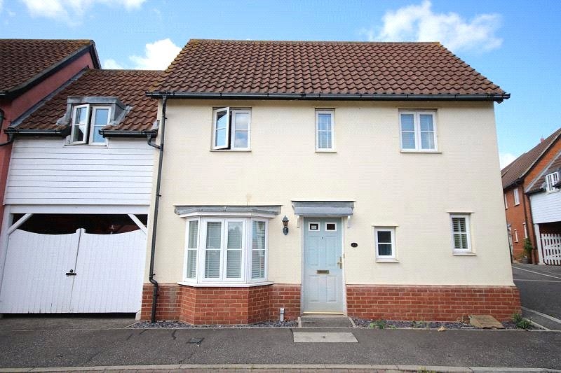 House Cowdrie Way in Chelmsford