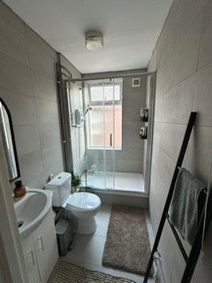 Flat Lampton Road in Greater London