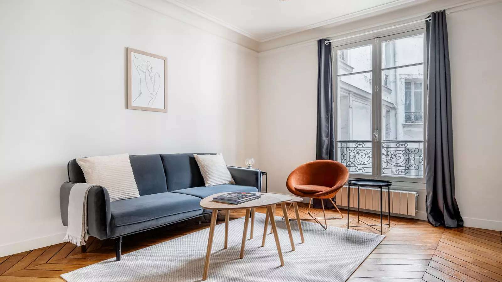 Flat Avenue Niel in Paris