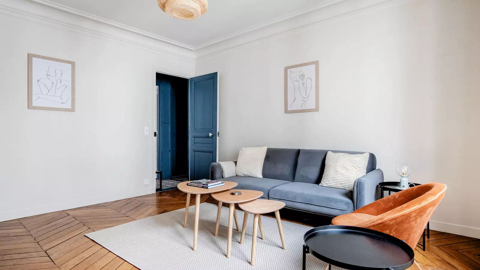 Flat Avenue Niel in Paris