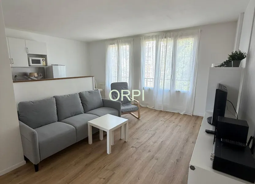 Appartement Rue de la Solidarité à Vitry-sur-Seine