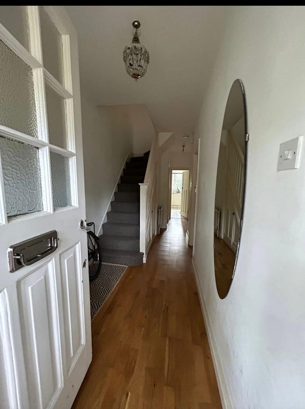 Room The Ridgeway in Greater London