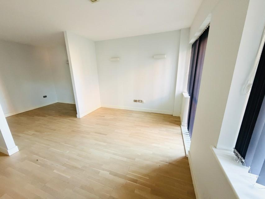 Flat Union Road in Metropolitan Borough of Solihull