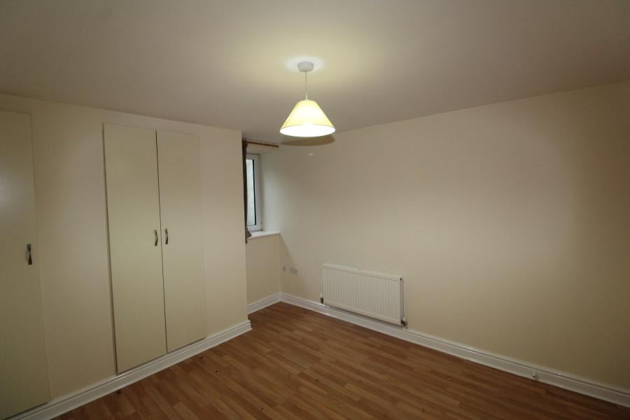 Flat Regent Drive in Preston