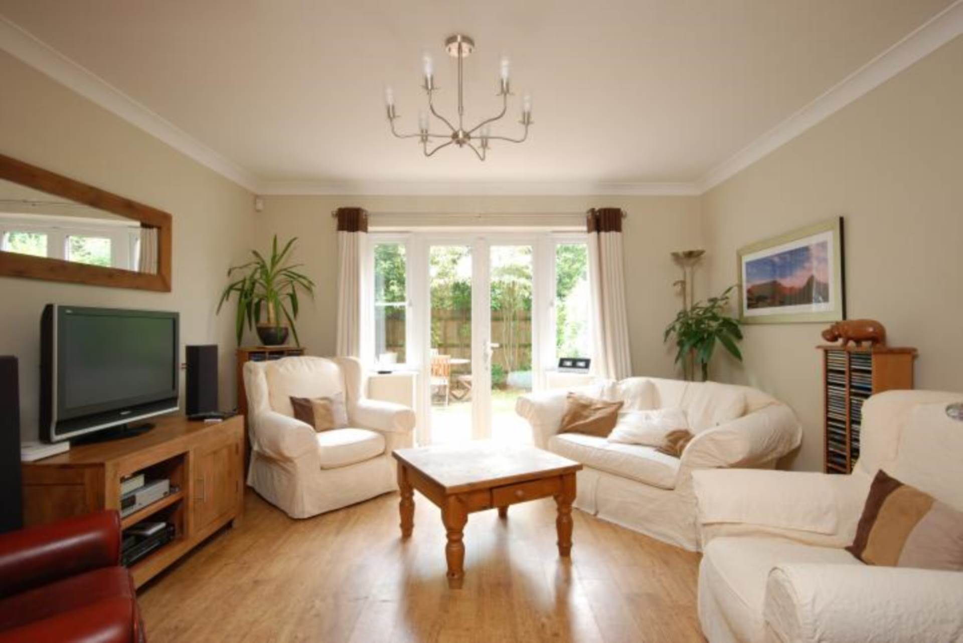 House Kingsleigh Close in Greater London