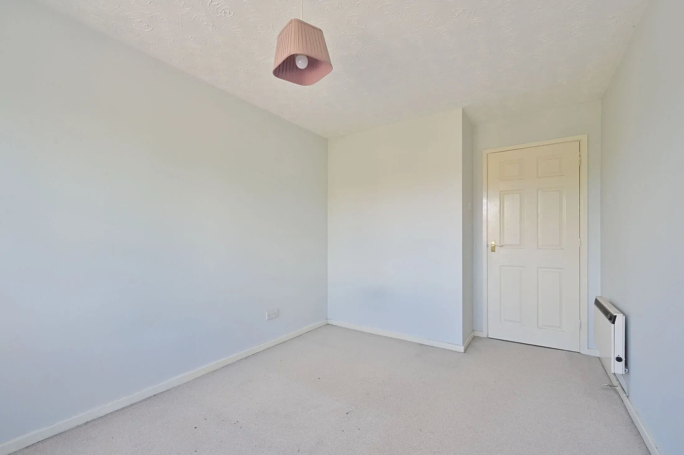 Flat Gade Close in Watford