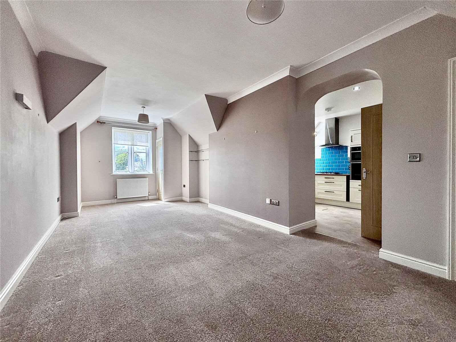 Flat Somerleigh Road in Dorchester
