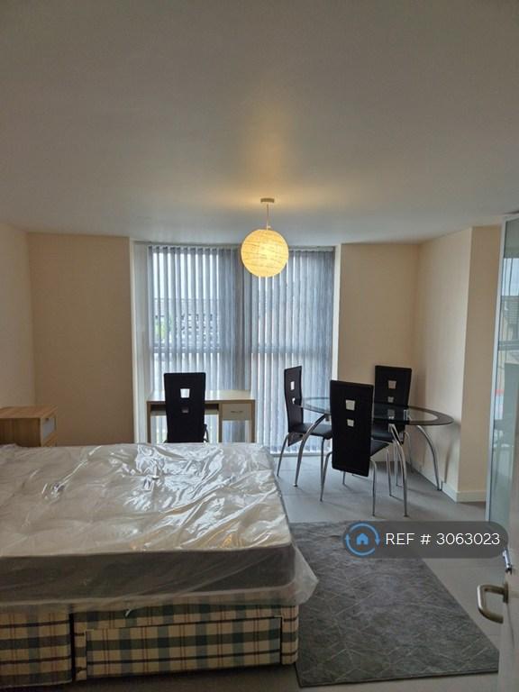 Room Tate Street in Liverpool