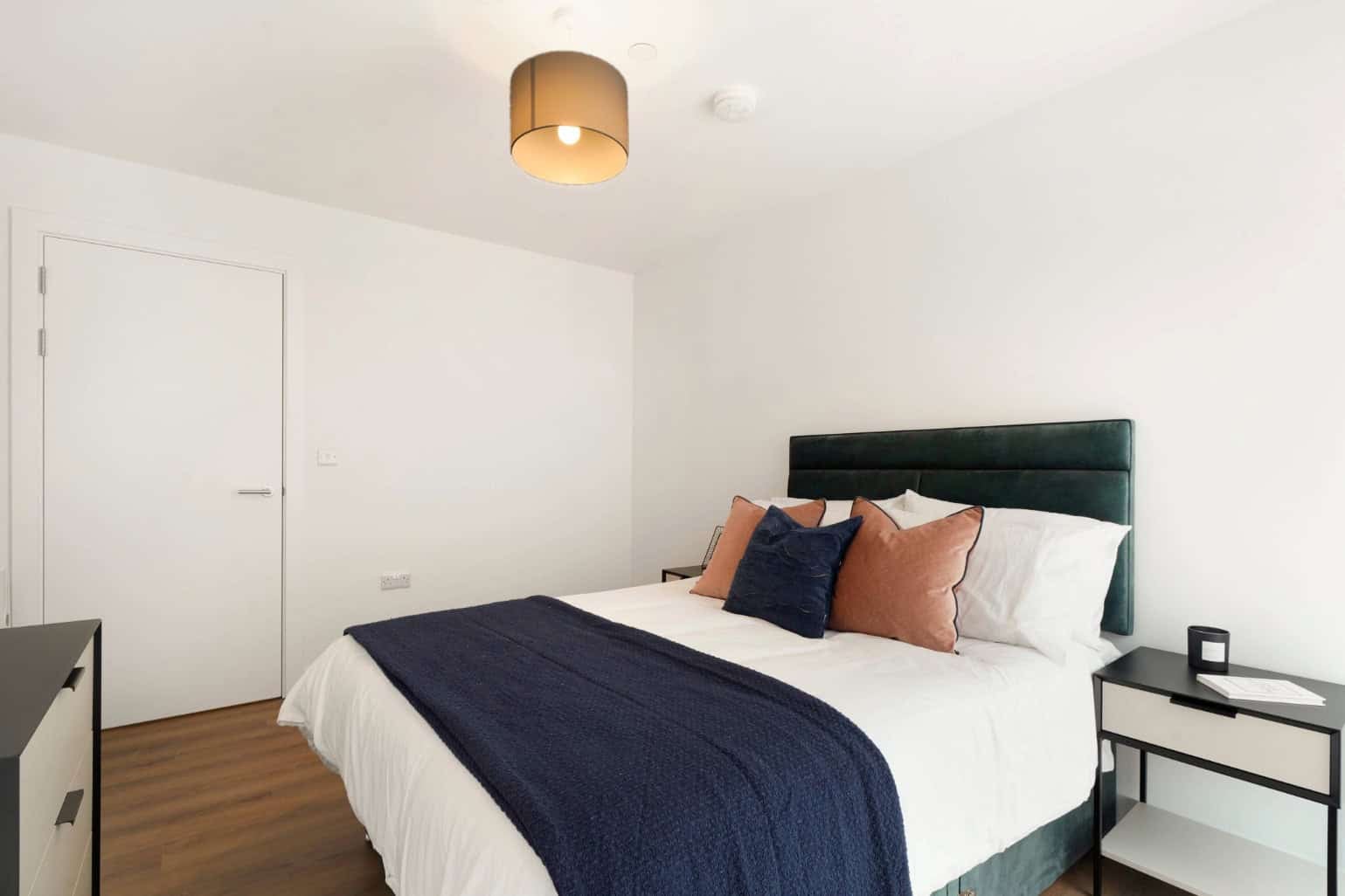 Room Nicholsons Lane in Maidenhead