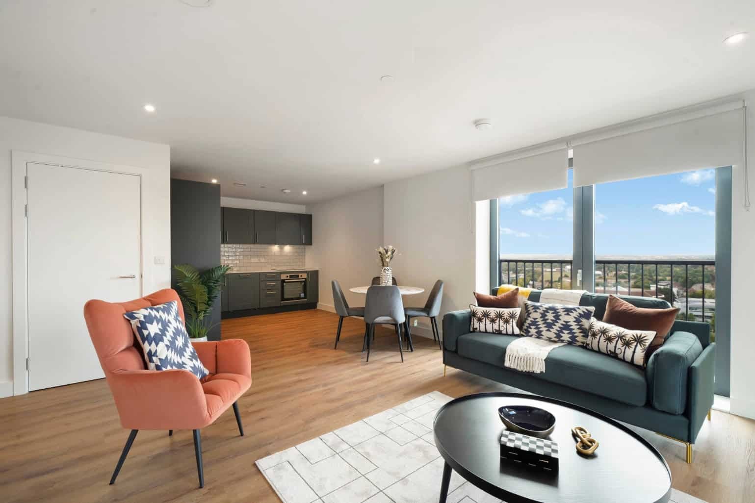 Room Nicholsons Lane in Maidenhead