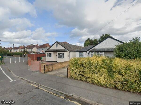 House Orchard Avenue in Slough